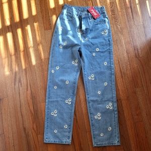 Blue Jeans with Embroidered Flowers